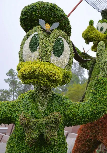 绿雕建设中的对比手法—昆明雕塑 - 昆明银屏雕塑厂家